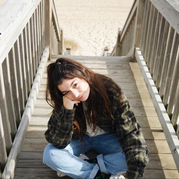 Meet your Posher, Carleigh - Picture 6 of 11